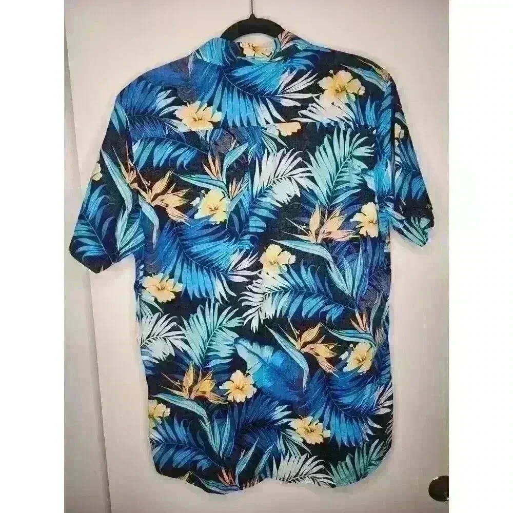 NWOT Rip Curl Button Down Hawaiian Floral Short Sleeve Shirt Size L Vacation - Picture 3 of 4
